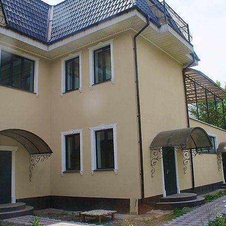 Little Shangri-La Alma-Ata Exteriör bild
